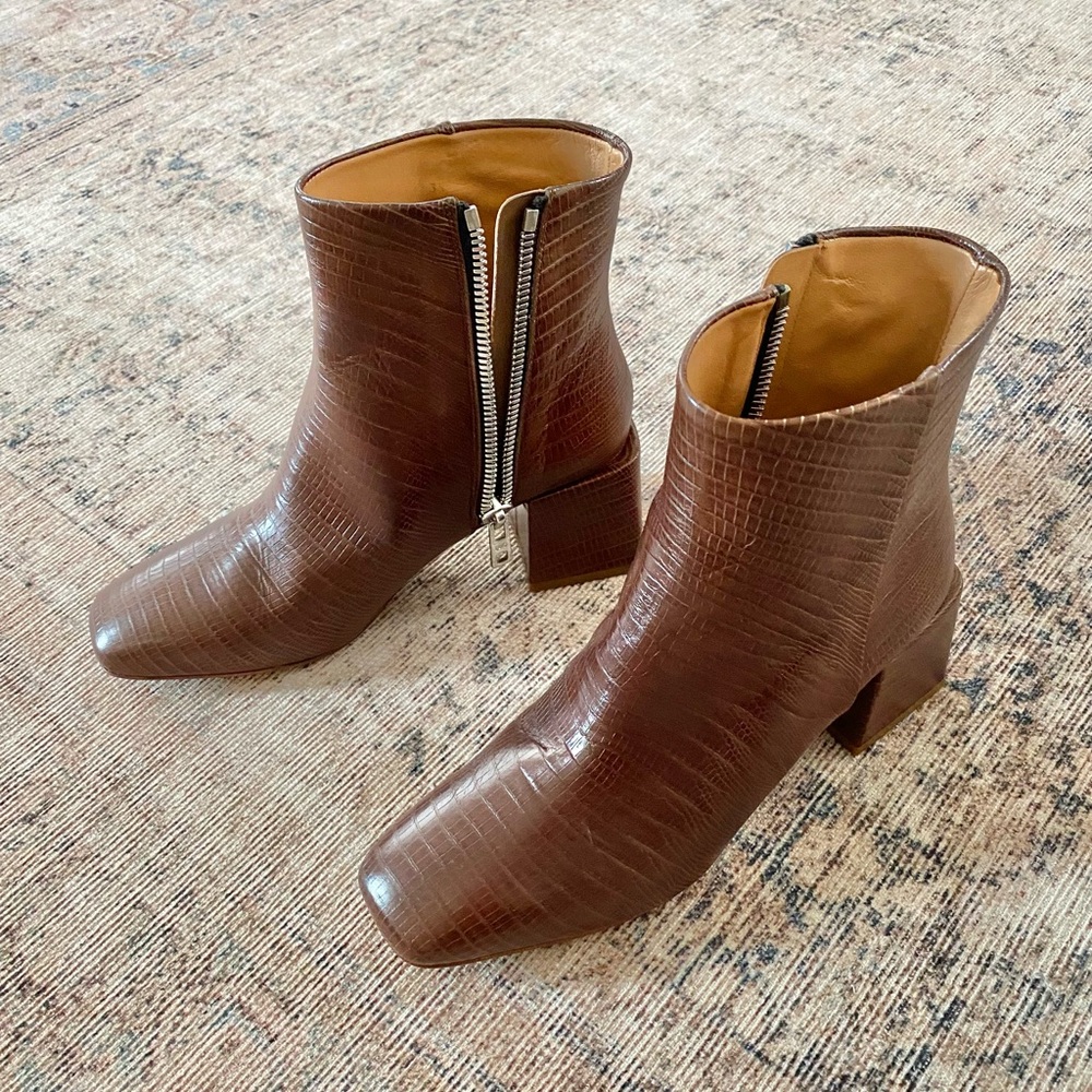 LOQ Brown Croc-Embossed Ankle Boots